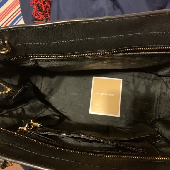 Michael Kors handbag - Picture 3 of 4